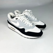Load image into Gallery viewer, Nike Air Max 1 Trainers UK 9
