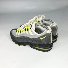 Load image into Gallery viewer, Nike Air Max 95 Trainers uk 5
