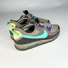 Load image into Gallery viewer, Nike Air Max 90 Terrascape Trainers uk 7.5
