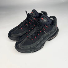 Load image into Gallery viewer, Nike Air Max 95 Trainers uk 6

