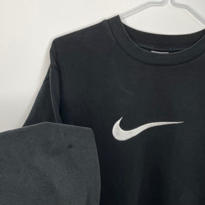 Nike centre logo sweatshirt
