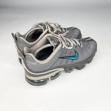 Load image into Gallery viewer, Nike Air Vapormax 360 Trainers uk 8
