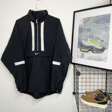 Load image into Gallery viewer, Nike windbreaker 1/4 zip Jacket
