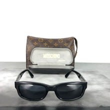 Load image into Gallery viewer, Moschino square Sunglasses
