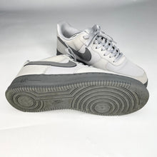 Load image into Gallery viewer, Nike Air Force 1 Trainers UK 9
