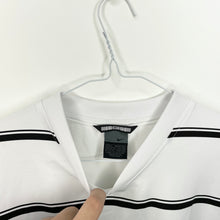 Load image into Gallery viewer, Nike centre logo 00s Tee
