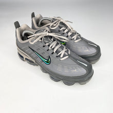 Load image into Gallery viewer, Nike Air Vapormax 360 Trainers uk 8
