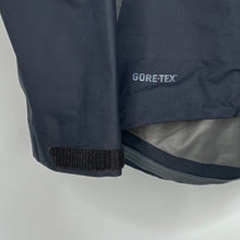 Load image into Gallery viewer, Nike ACG Goretex Jacket
