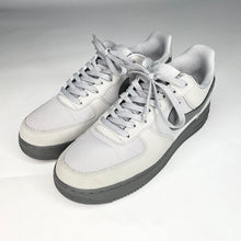 Load image into Gallery viewer, Nike Air Force 1 Trainers UK 9
